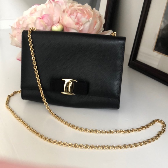 ferragamo chain bag